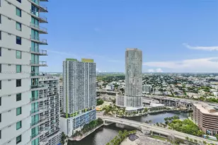 92 SW 3rd St, Miami, FL 33130 - Photo 29