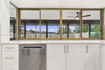5206 Garfield St, Hollywood, FL 33021 - Photo 25