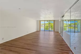 [Address not provided], Pompano Beach, FL 33069 - Photo 9