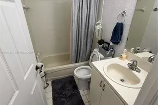 10760 NW 82nd Terrace, Doral, FL 33178 - Photo 15