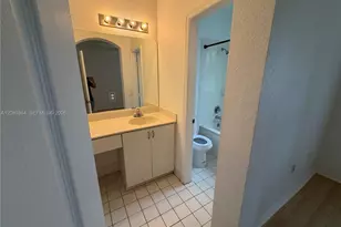 10760 NW 82nd Terrace, Doral, FL 33178 - Photo 27