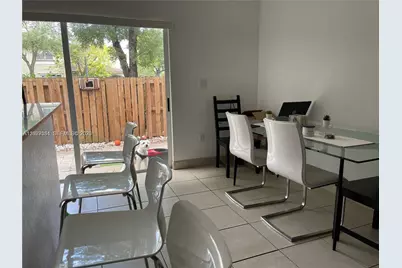 10760 NW 82nd Ter #9-7, Doral, FL 33178 - Photo 3