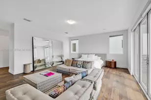 10250 NW 75th Terrace, Doral, FL 33178 - Photo 11