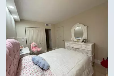 3625 N Country Club Dr #704, Aventura, FL 33180 - Photo 23