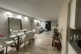 3625 N Country Club Dr, Aventura, FL 33180 - Photo 3