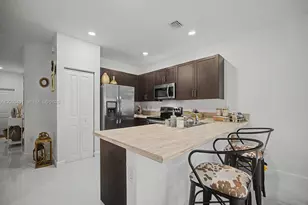 2644 SE 13th St, Homestead, FL 33035 - Photo 7