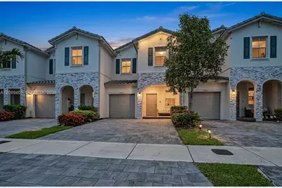 2644 SE 13th St #2644, Homestead, FL 33035 - Photo 1