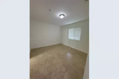8250 W 21st Ln #C211, Hialeah, FL 33016 - Photo 9