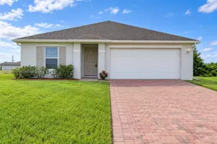 9013 Ike Ct, Labelle, FL 33935 - Photo 1