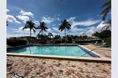 2350 NE 135th St #208, North Miami, FL 33181 - Photo 13