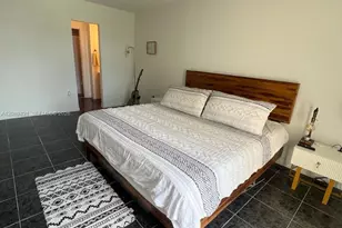 2350 NE 135th St, North Miami, FL 33181 - Photo 7
