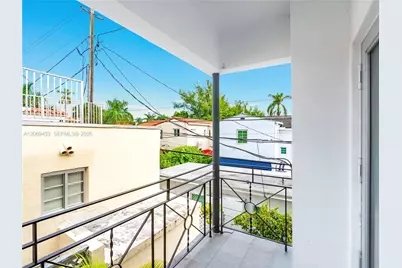 820 15th St #205, Miami Beach, FL 33139 - Photo 9
