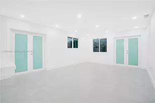 2850 SW 24th St, Miami, FL 33145 - Photo 17