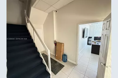 8000 NW 31st St #1, Doral, FL 33122 - Photo 15