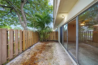 8253 NW 9th Ct #2, Plantation, FL 33324 - Photo 27