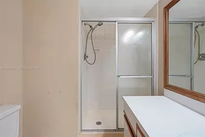 8253 NW 9th Ct #2, Plantation, FL 33324 - Photo 15
