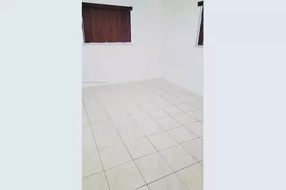 19225 NW 50 Ct, Miami Gardens, FL 33055 - Photo 9