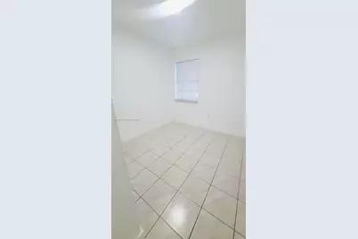 19225 NW 50 Ct, Miami Gardens, FL 33055 - Photo 15