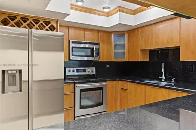 7205 W 3rd Ave, Hialeah, FL 33014 - Photo 5