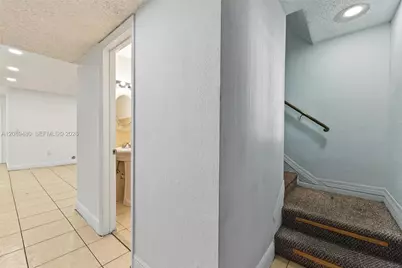 7205 W 3rd Ave, Hialeah, FL 33014 - Photo 9