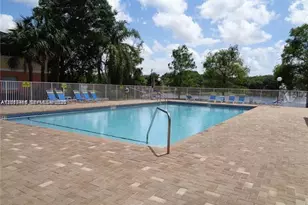 3660 N 56th Ave, Hollywood, FL 33021 - Photo 23