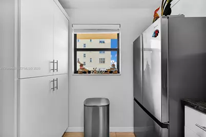 1334 Collins Ave #403, Miami Beach, FL 33139 - Photo 11