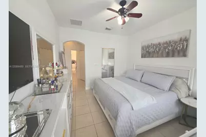 7800 NW 116th Pl, Doral, FL 33178 - Photo 9