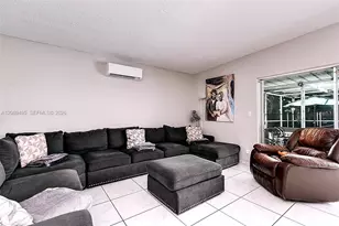 17860 NE 9th Pl, North Miami Beach, FL 33162 - Photo 7