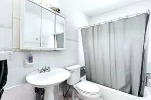 17860 NE 9th Pl, North Miami Beach, FL 33162 - Photo 9