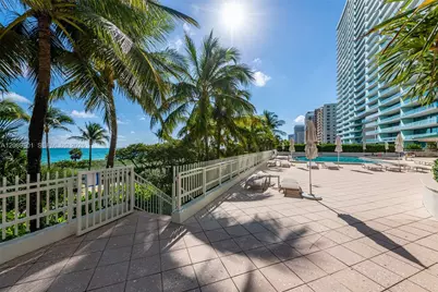 10205 Collins Ave #1704, Bal Harbour, FL 33154 - Photo 67