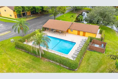 9014 NW 45th Ct, Sunrise, FL 33351 - Photo 29