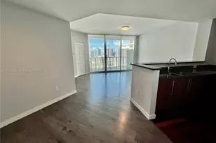 300 S Biscayne Blvd, Miami, FL 33131 - Photo 7