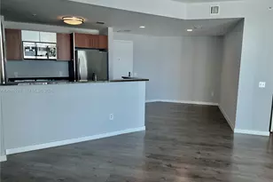 300 S Biscayne Blvd, Miami, FL 33131 - Photo 5