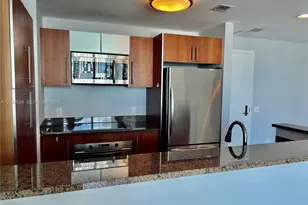 300 S Biscayne Blvd, Miami, FL 33131 - Photo 3