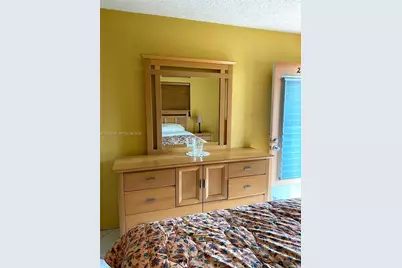 1000 SW 11 Ave #20E, Hallandale Beach, FL 33009 - Photo 9