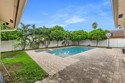 7700 NW 11th Pl, Plantation, FL 33322 - Photo 33