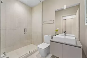 1000 Brickell Plaza, Miami, FL 33131 - Photo 33