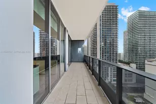 1000 Brickell Plaza, Miami, FL 33131 - Photo 21