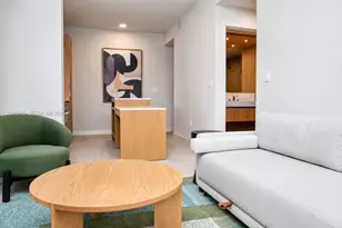 11 NE 6th St, Miami, FL 33132 - Photo 3