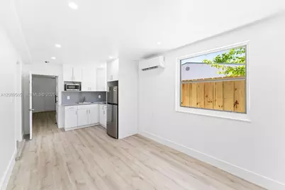 3155 SW 27th Ln #2, Miami, FL 33133 - Photo 5