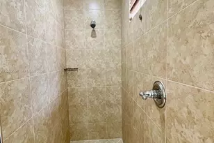 2925 NW 126th Ave, Sunrise, FL 33323 - Photo 5