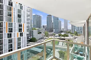 41 SE 5th St, Miami, FL 33131 - Photo 27