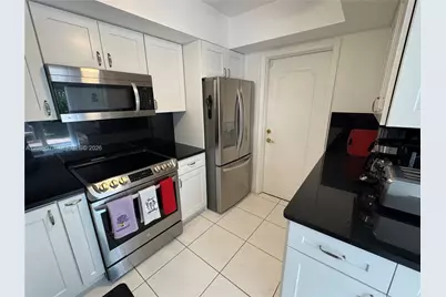 7190 E Tropical Way, Plantation, FL 33317 - Photo 3