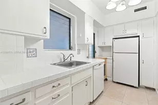 9101 E Bay Harbor Dr, Bay Harbor Islands, FL 33154 - Photo 11