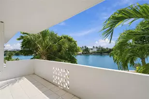 9101 E Bay Harbor Dr, Bay Harbor Islands, FL 33154 - Photo 1