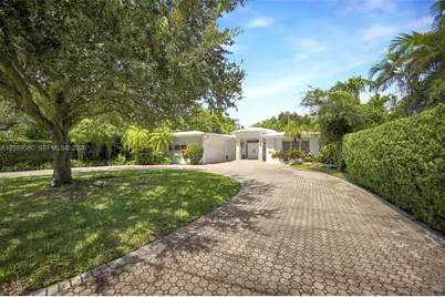 1325 Blue Rd, Coral Gables, FL 33146 - Photo 3