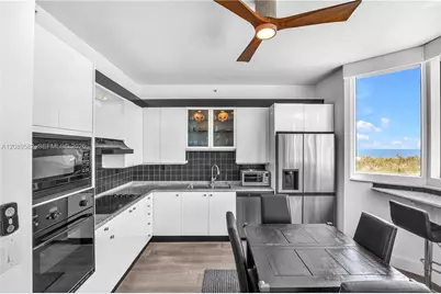 300 S Pointe Dr #809, Miami Beach, FL 33139 - Photo 5