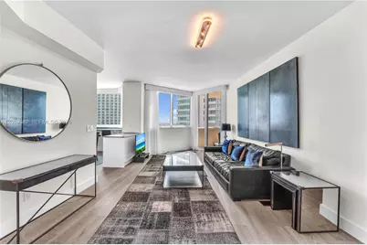 300 S Pointe Dr #809, Miami Beach, FL 33139 - Photo 3