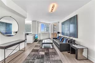 300 South Pointe Dr, Miami Beach, FL 33139 - Photo 3