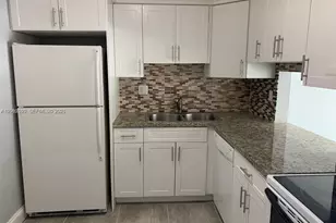 5201 Geneva Way, Doral, FL 33166 - Photo 29